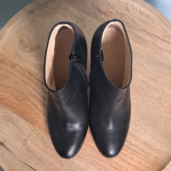 Christian Louboutin Red-Bottomed Leather Belle Ankle Boot Black Booties 38.5 - Picture 9 of 14